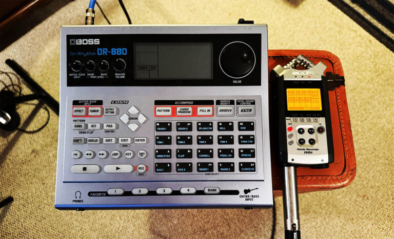 Boss-DR-880 Drum Machine2