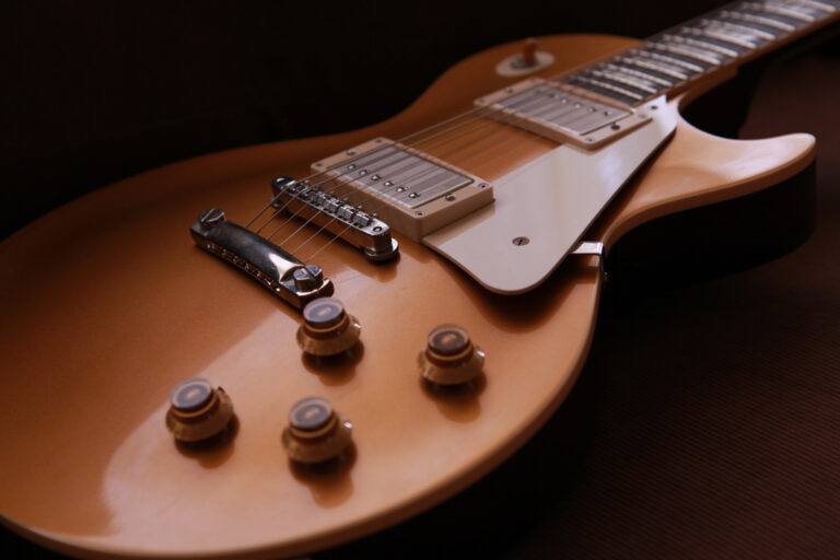 Be Careful Buying Guitars on eBay